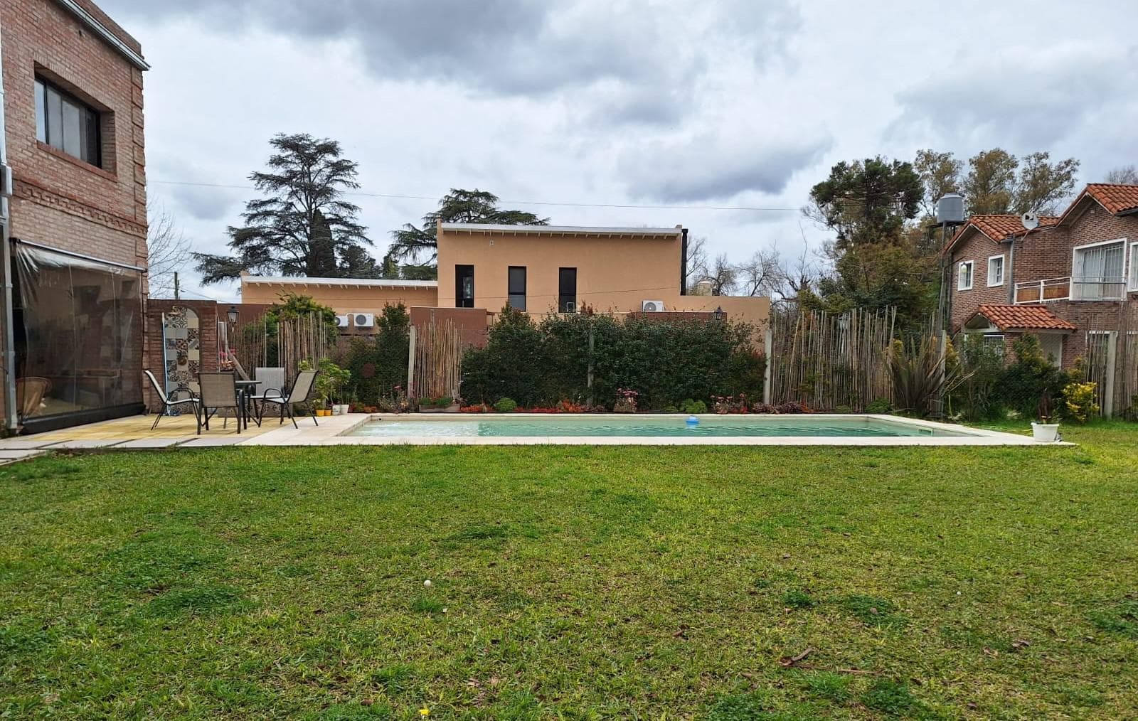 House for Summer Vacation Rentals - Bella Vista