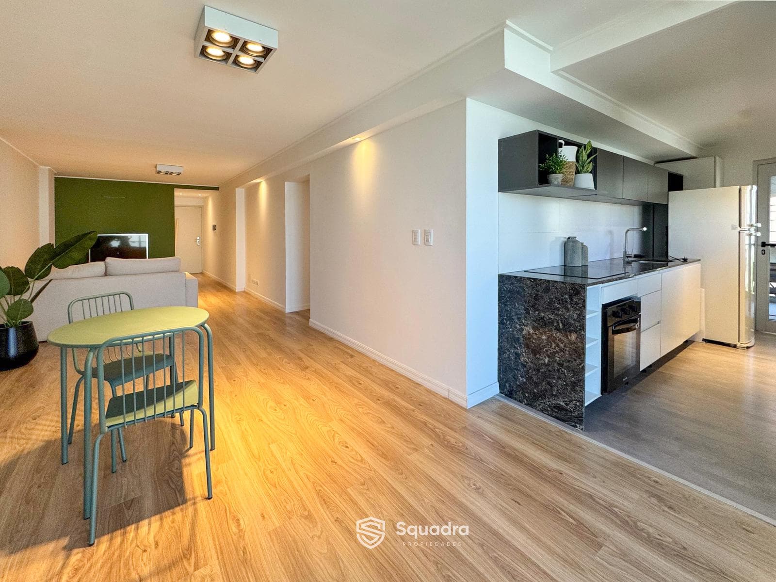 FOR SALE/FINANCING - Apartment - 2 bedrooms - Balcony and amenities - Martin, Rosario