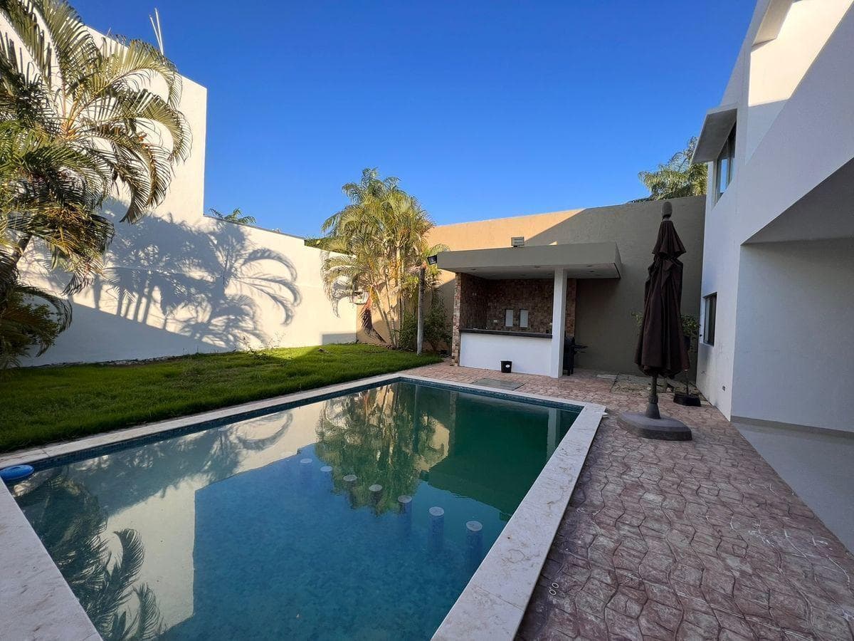 House for Sale in Montebello, Mérida, Yucatán