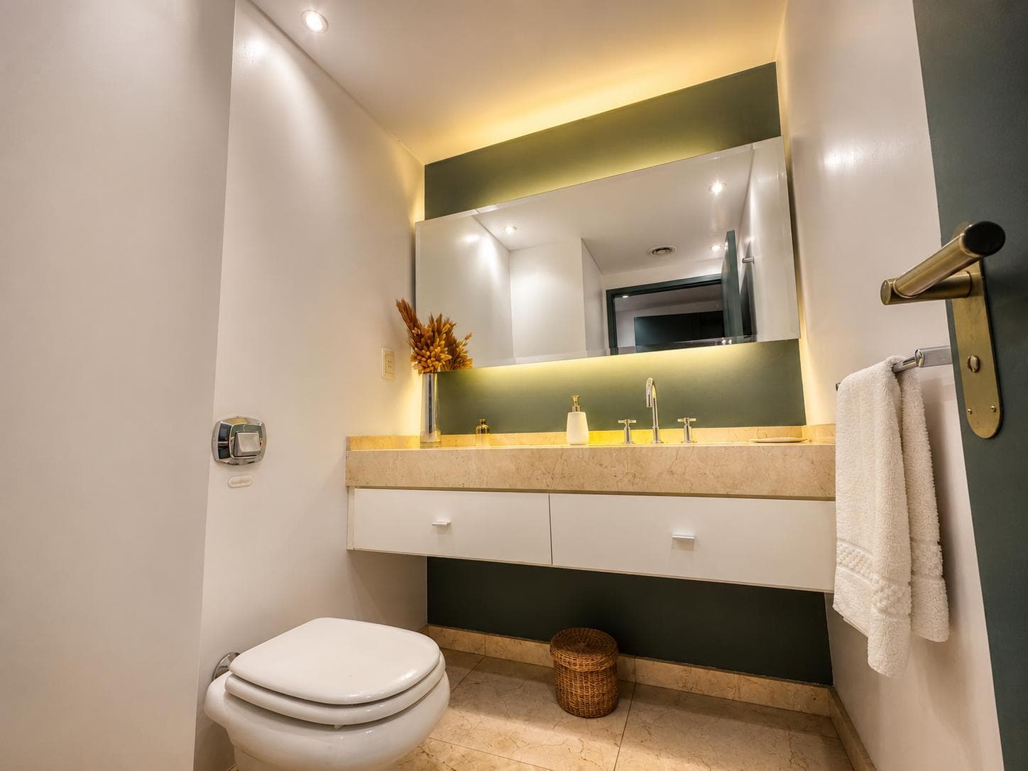 Salguero Design - Luxury Apartment in Palermo Chico!
