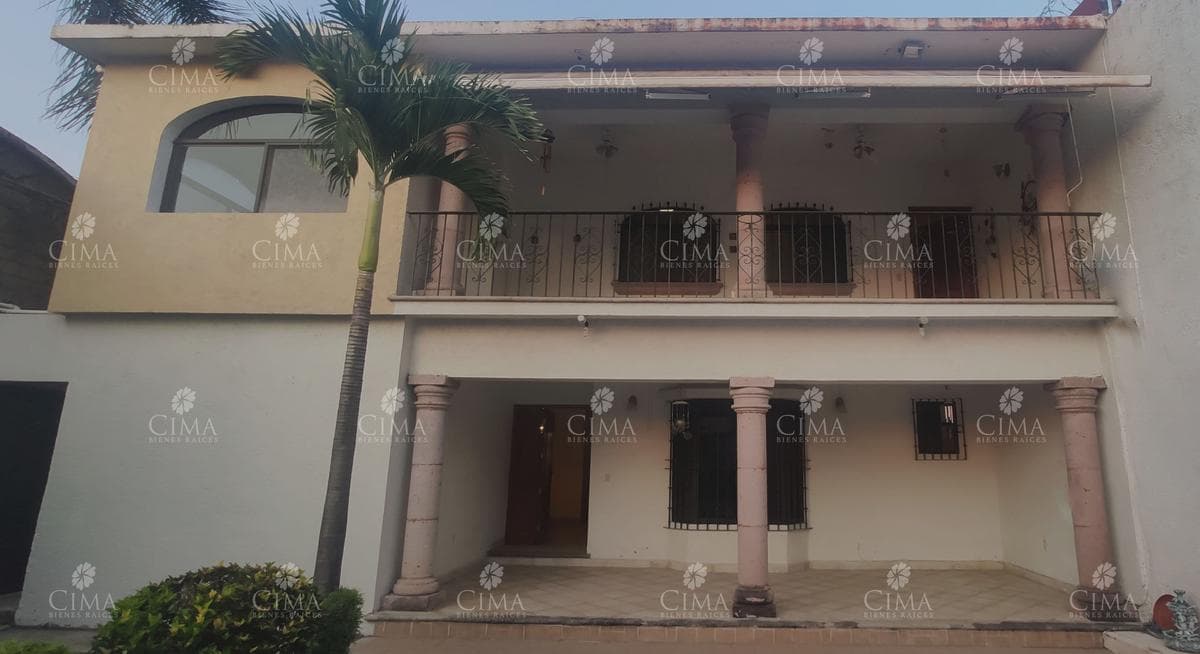 VENTA CASA FRACCIONAMIENTO MARAVILLAS - V244