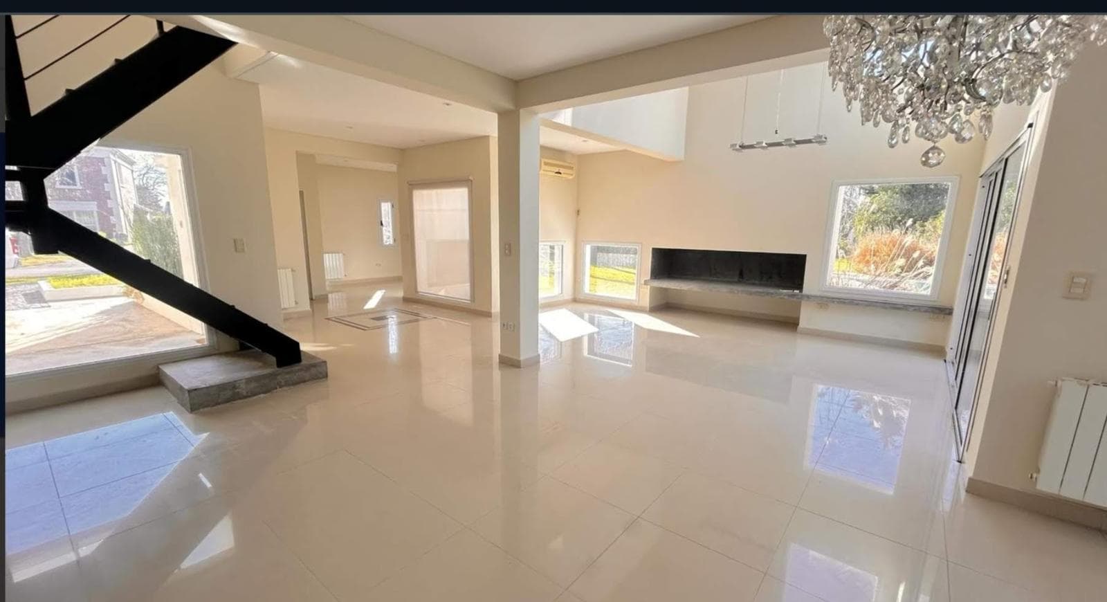 Modern House at Abril Country Club