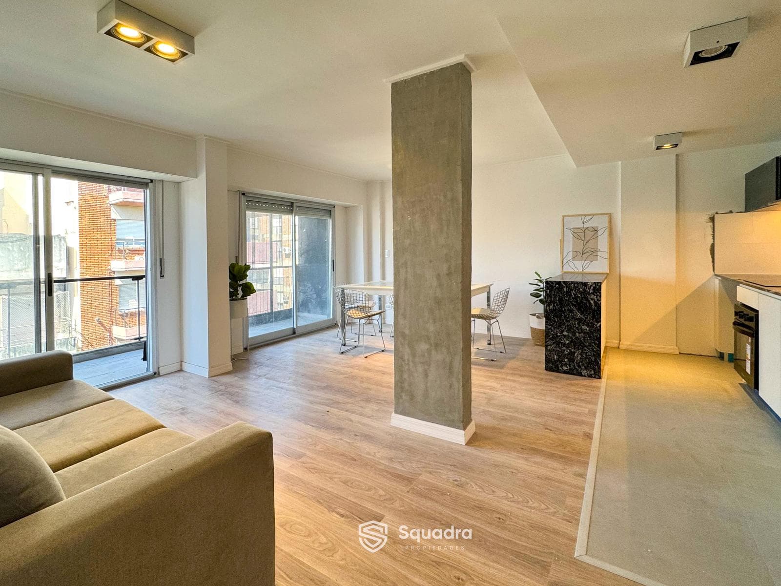 FOR SALE | FINANCING - 2-bedroom apartment with a balcony and amenities - Barrio Martin, Rosario.