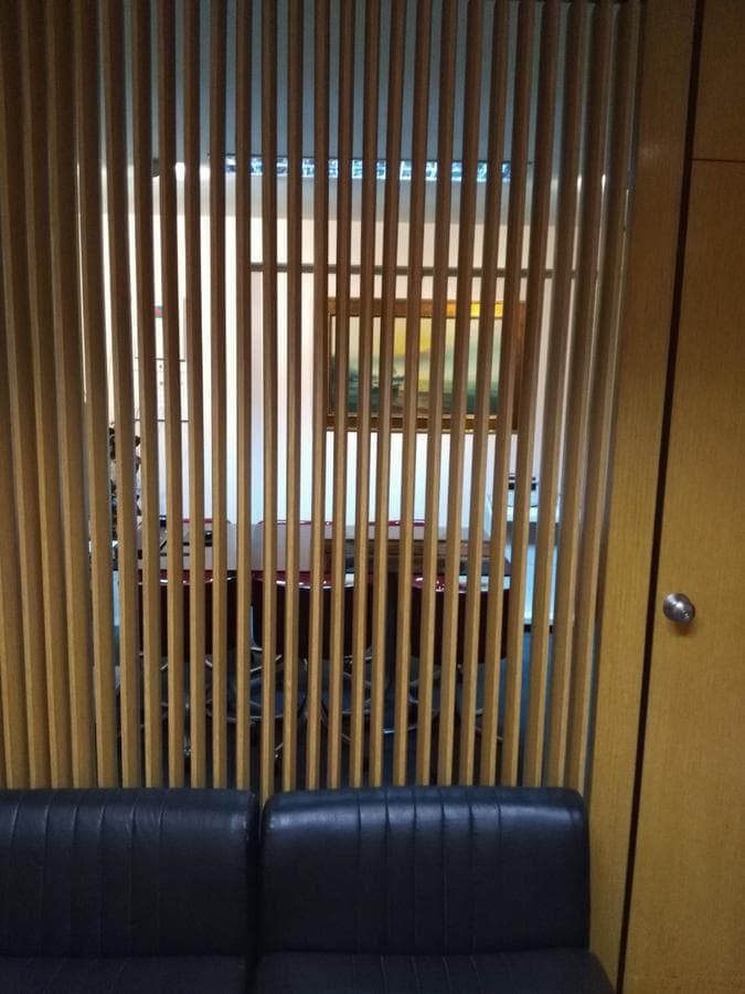 Oficina en venta impecable estado en Microcentro. Luminosa, espaciosa. Excelente ubicación.