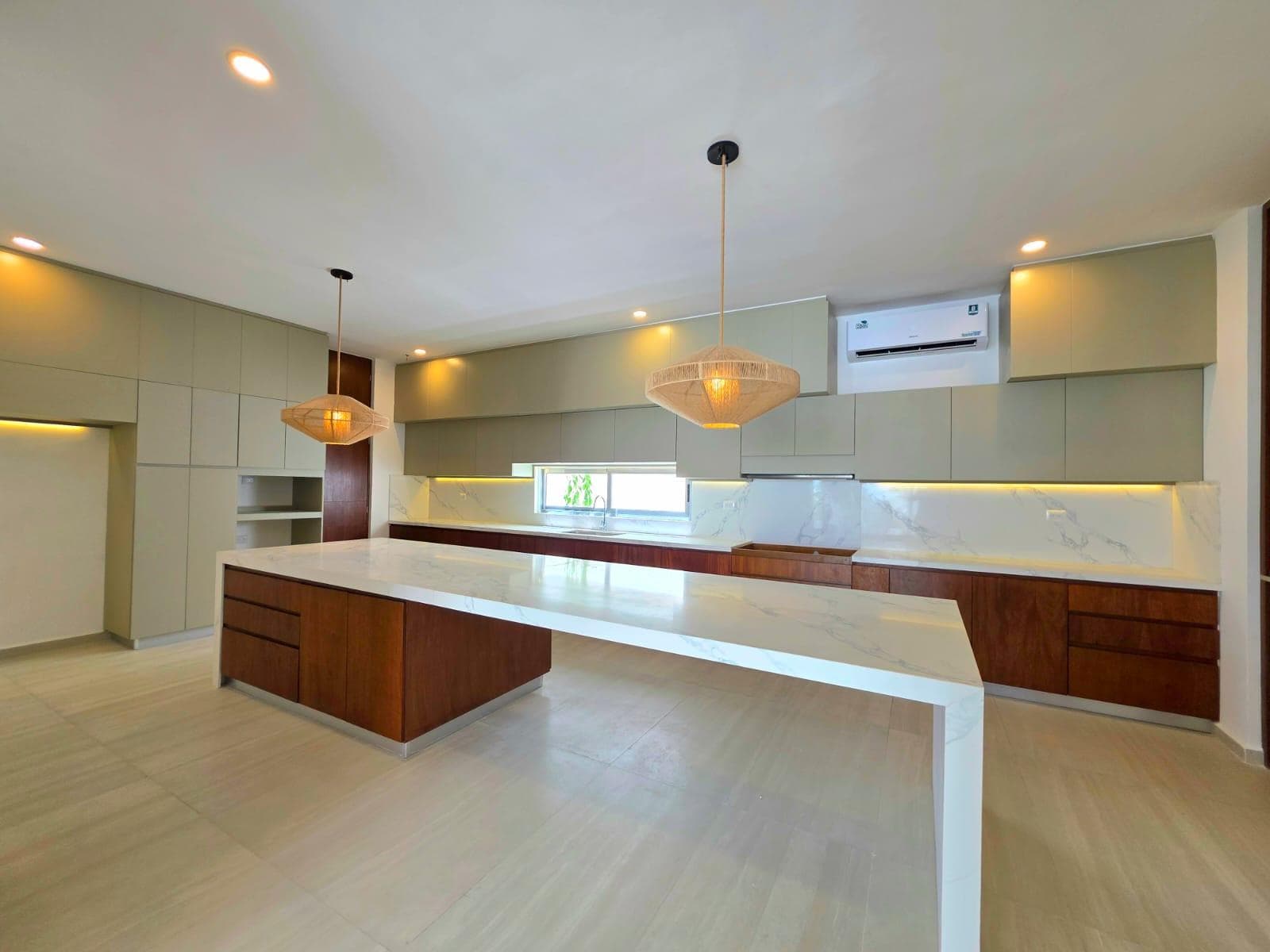 House for Sale in Xcanatún, Mérida, Yucatán
