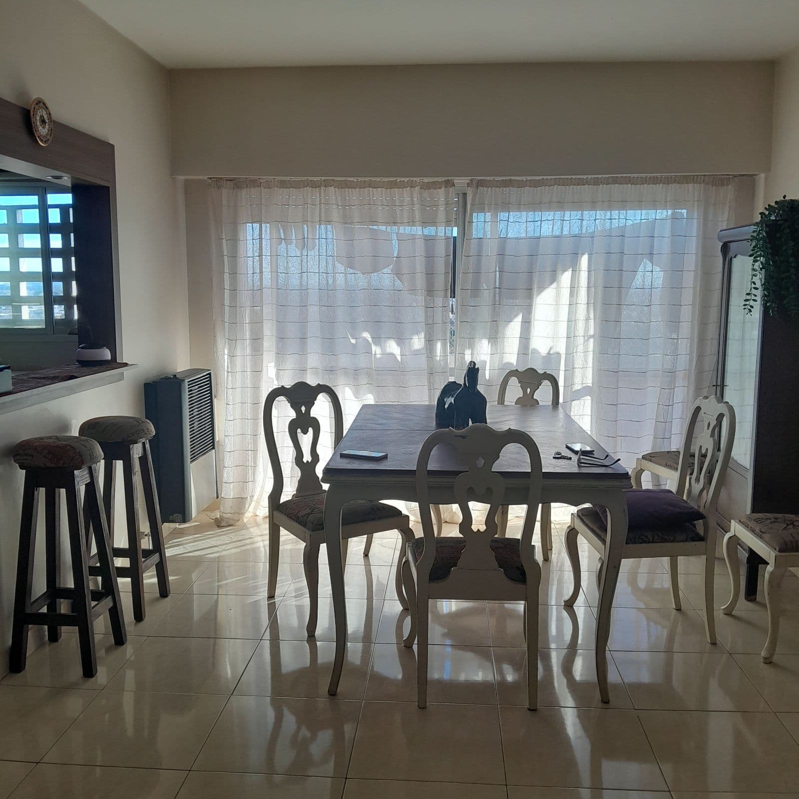 For Sale: 3-Bedroom Apartment with Panoramic View in the University Area