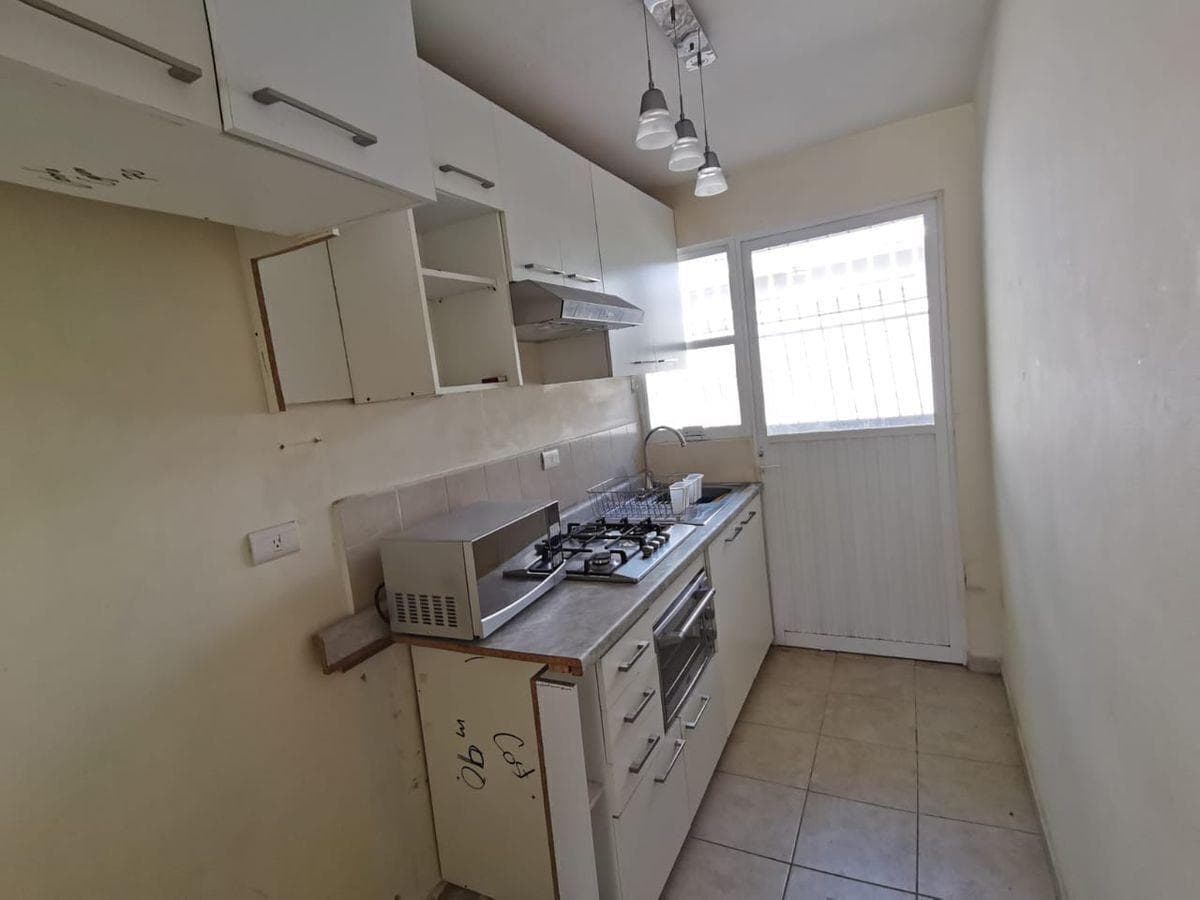 SEMI-FURNISHED HOUSE FOR RENT, VIÑEDOS, QUERÉTARO