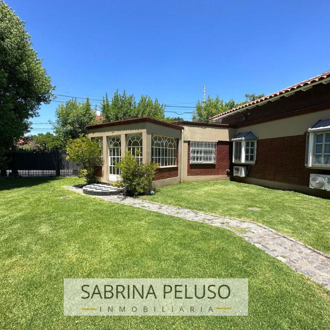 6-room house for sale in Ituzaingó