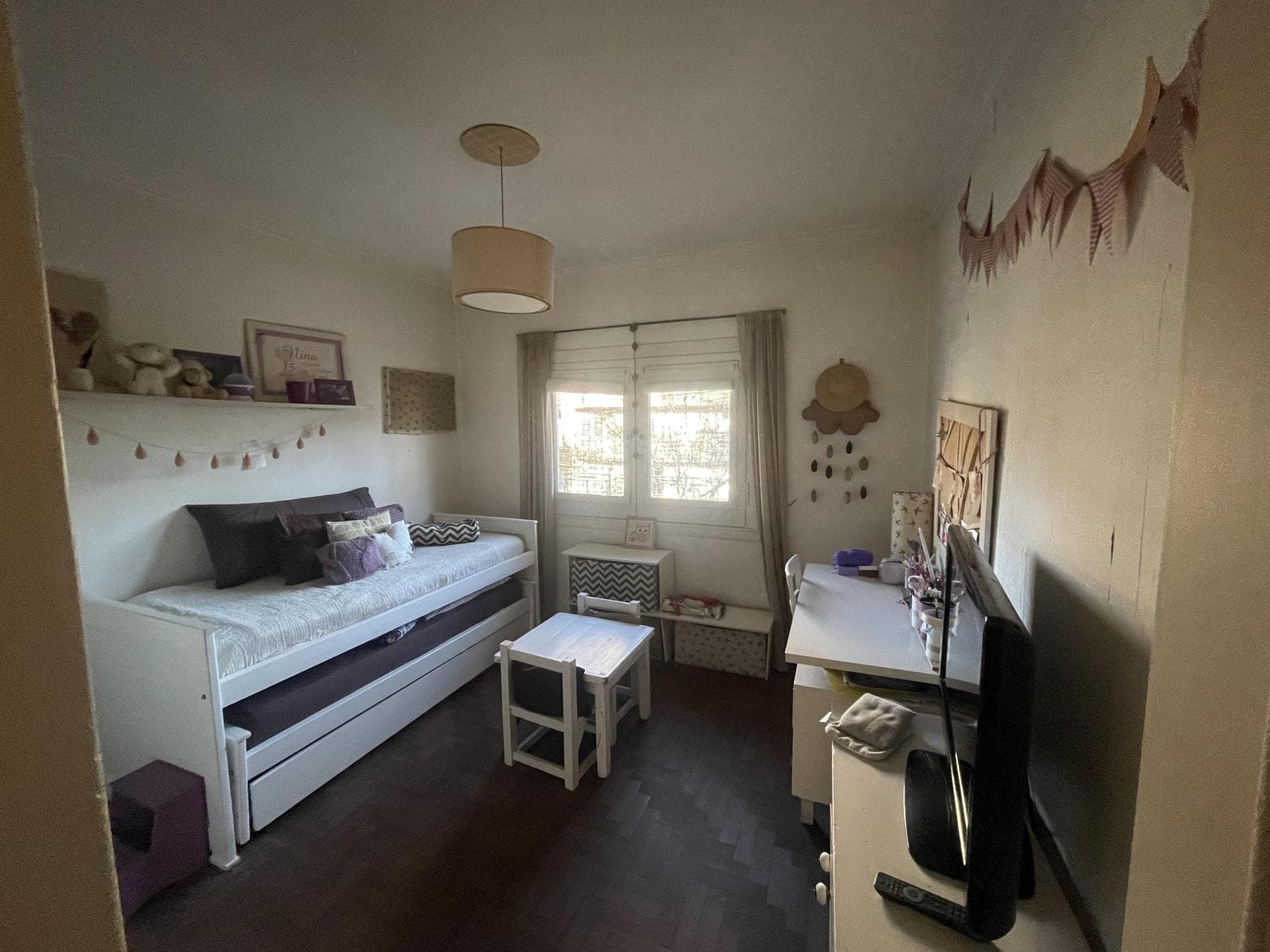 3-Bedroom House with a Pool in Victoria