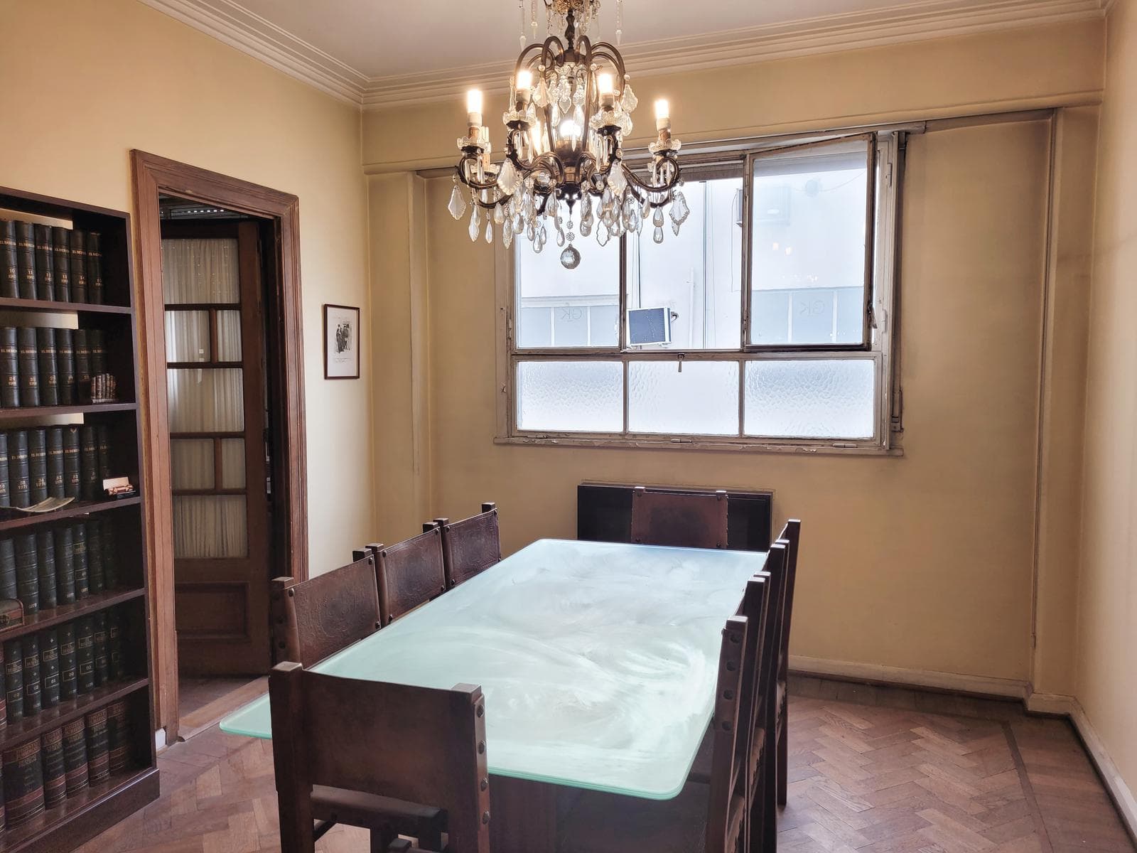 Apartment for Sale: Office Space in San Nicolás, Tribunales—3 Rooms, Upper Floor, Tucumán Street between Uruguay and Paraná Streets