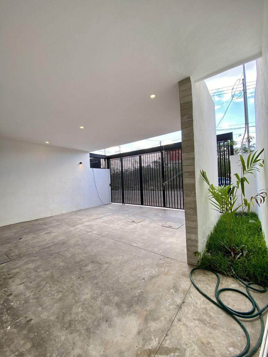 Townhouse north of Mérida, Temozón Norte