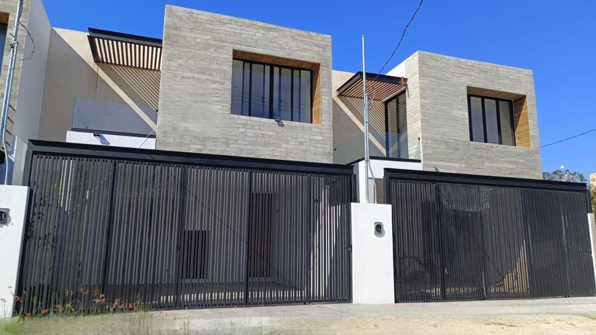 Townhouse north of Mérida, Temozón Norte