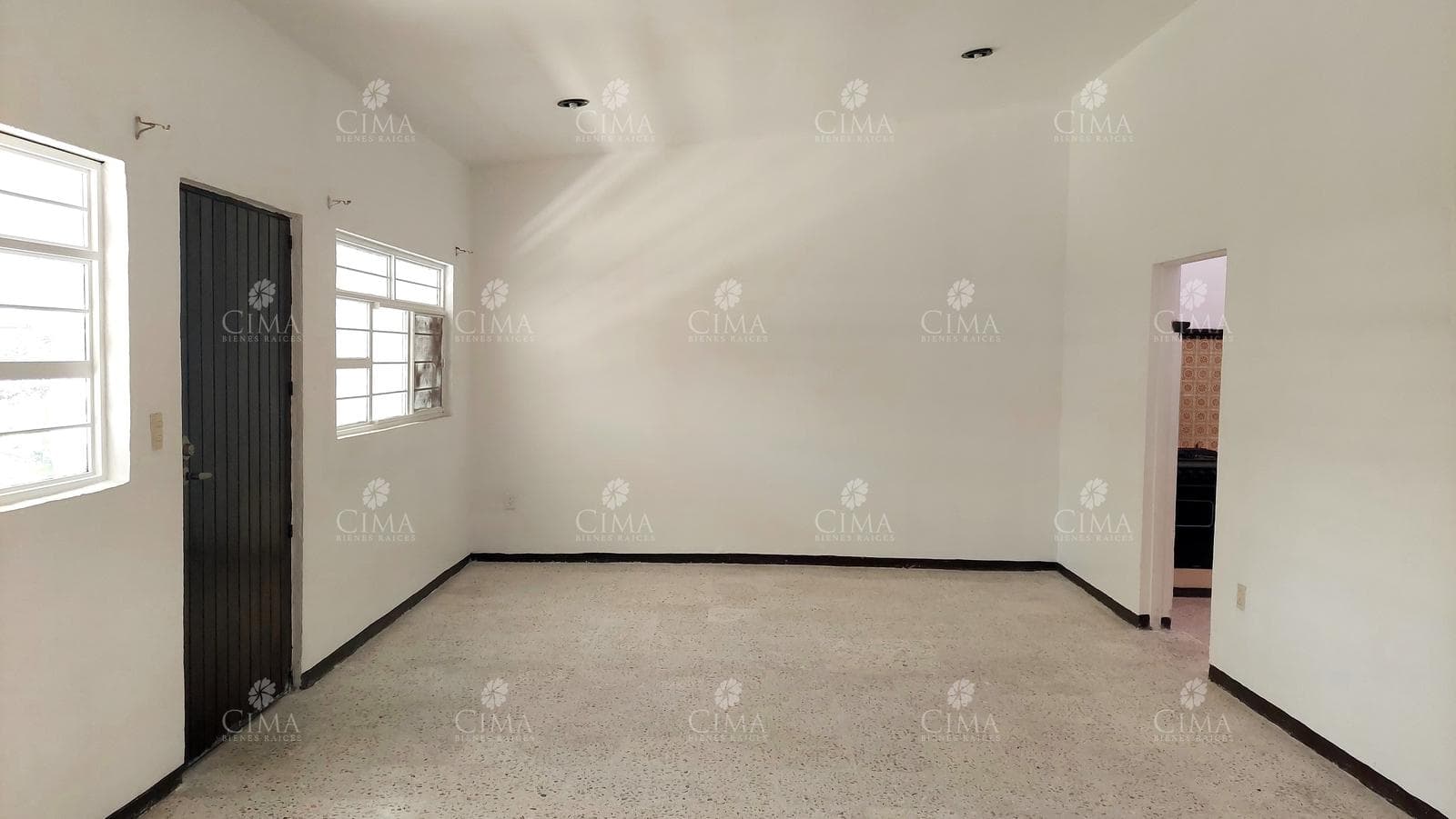 Renta Casa en Vista Hermosa - R99