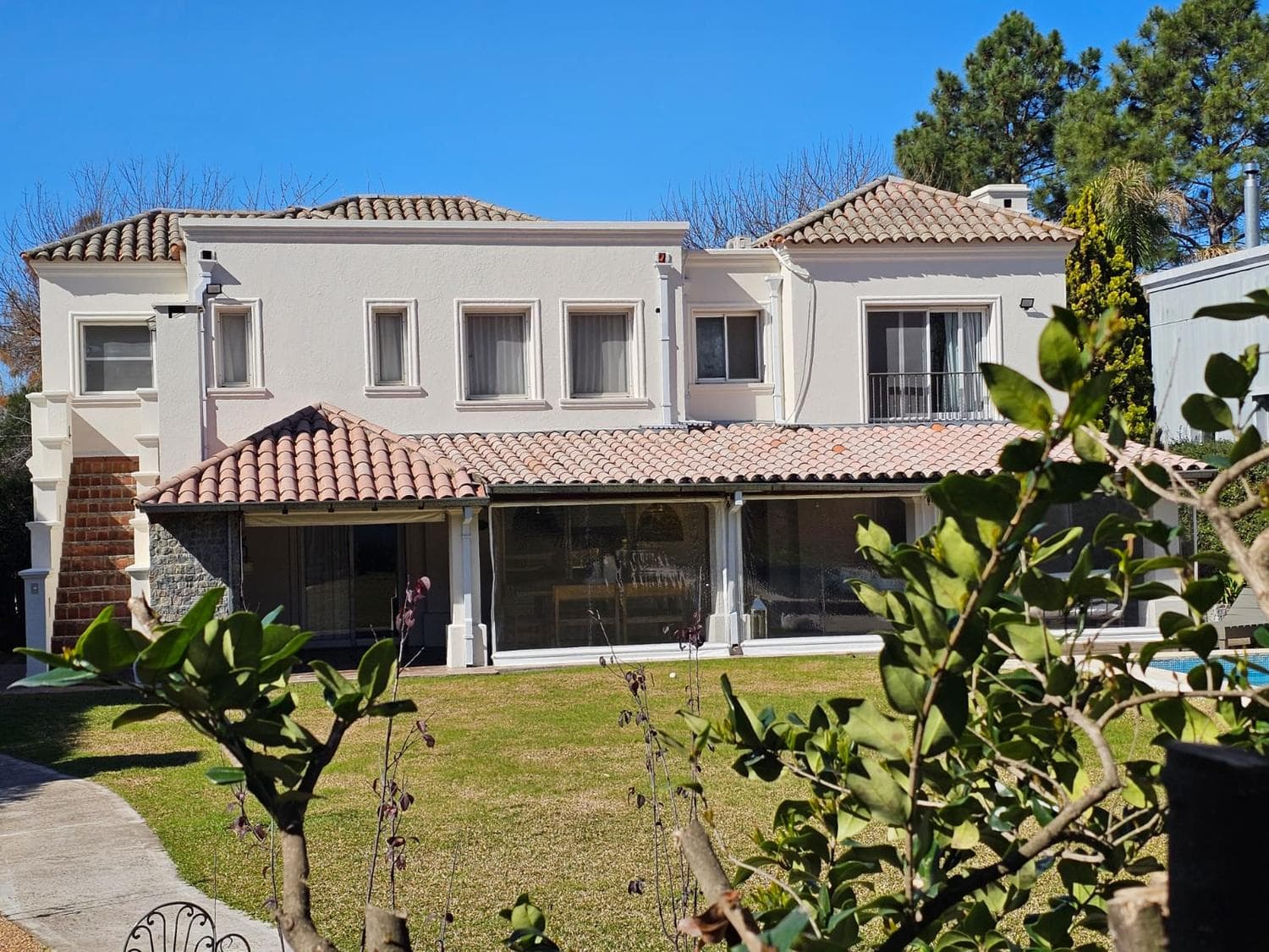 House for annual or short-term rent. Santa María de Tigre. 3 bedrooms depend