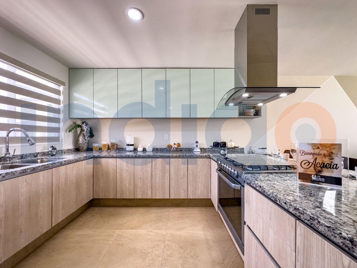 House for Sale in Los Robles Juriquilla in San Isidro Juriquilla (Acacia)