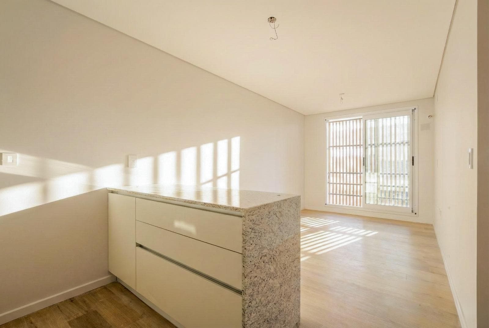FOR SALE - Apartment - 1 bedroom - Amenities - Garage available - Downtown, Rosario