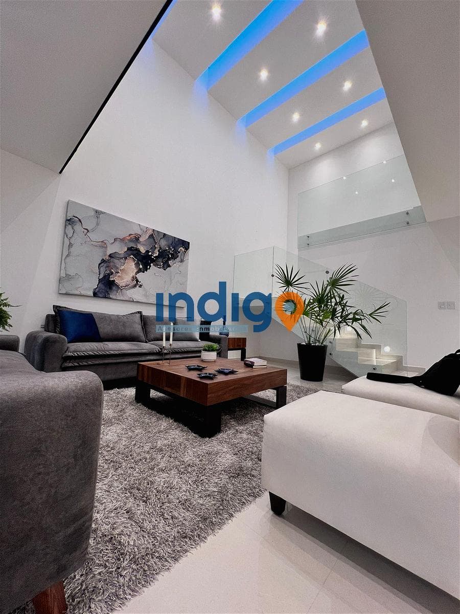 House for Sale in Lomas de Juriquilla with a Roof Garden (New)
