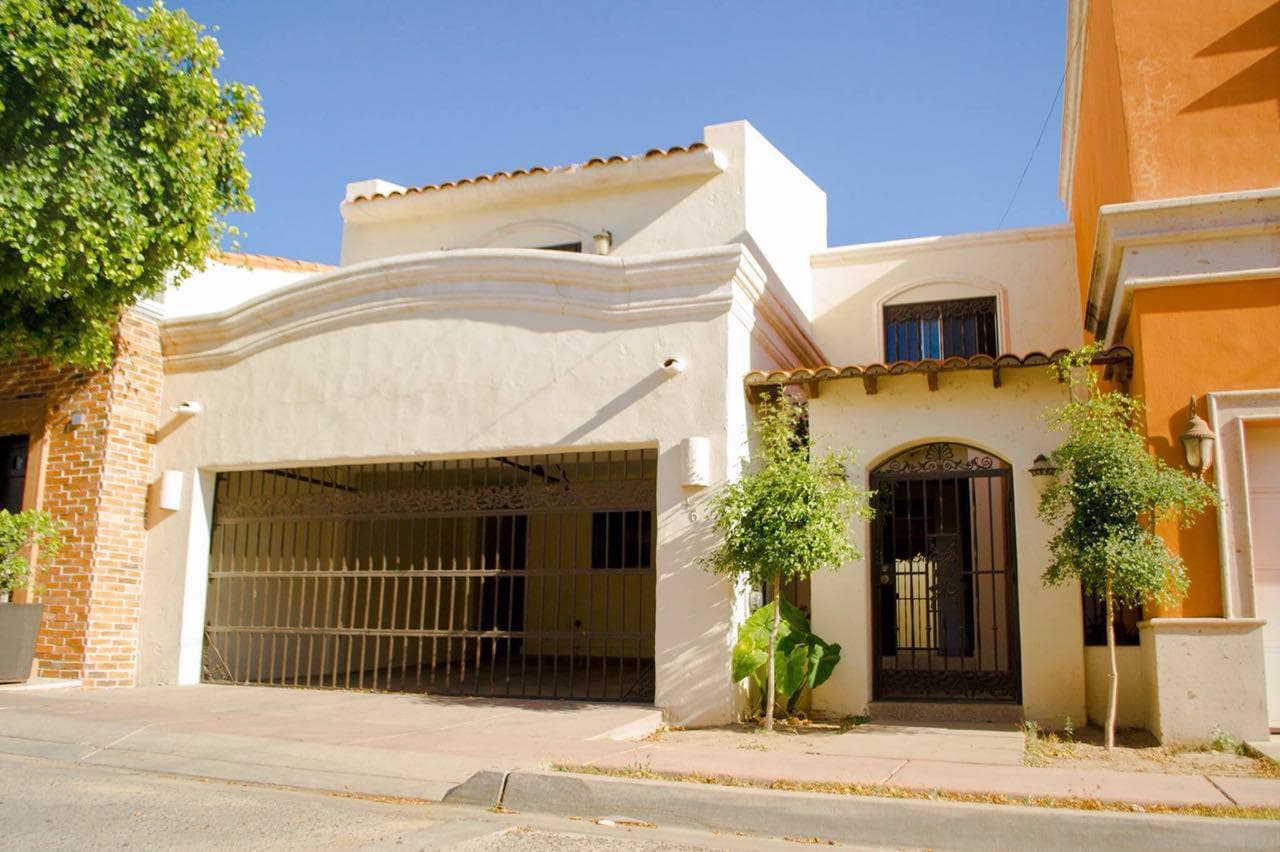 House for sale in Misión del Sol, Hermosillo, Sonora.