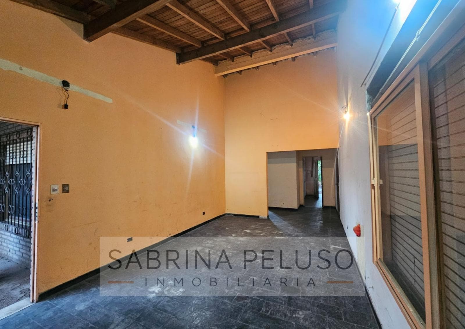 House for Sale in Moreno