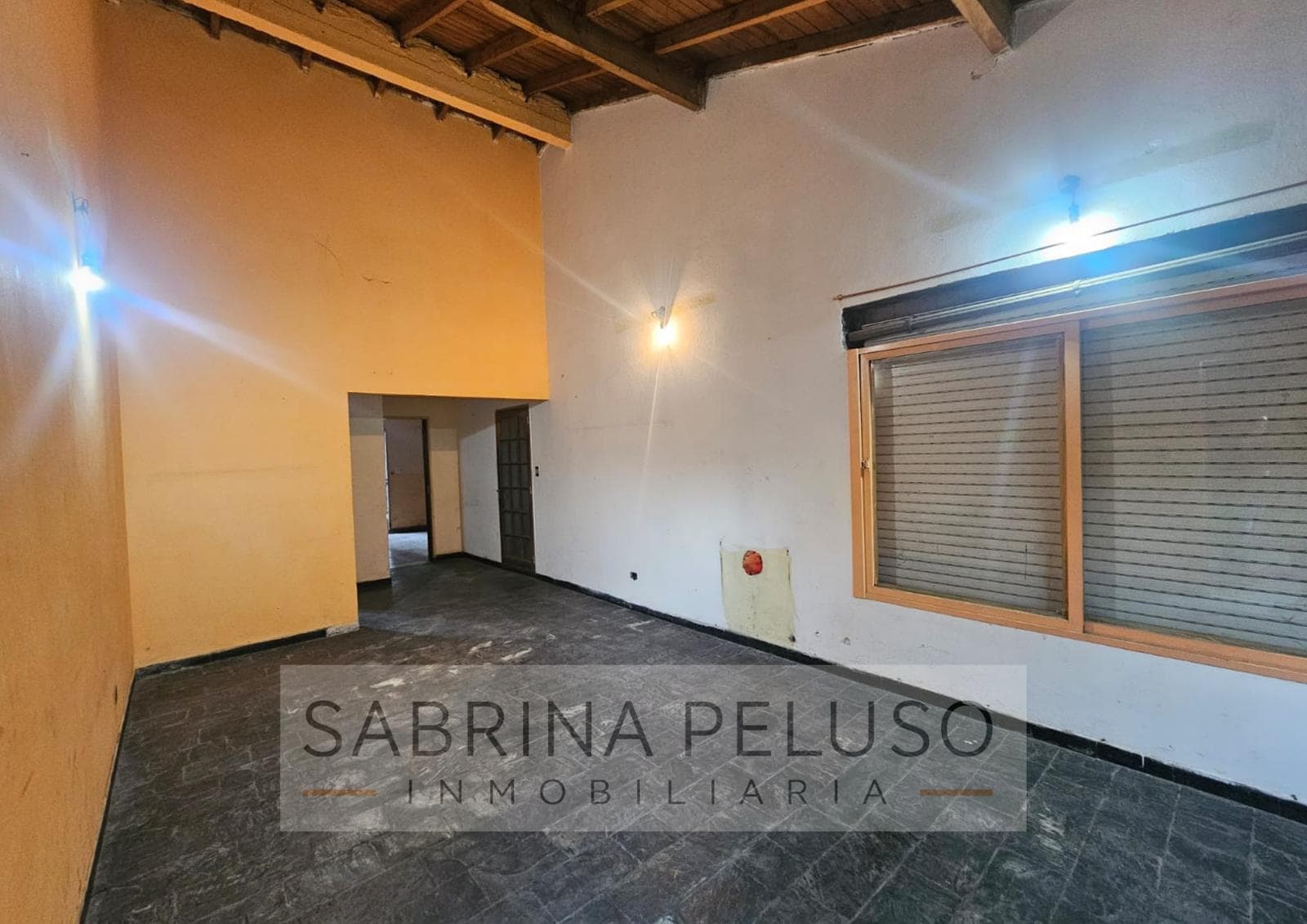 House for Sale in Moreno