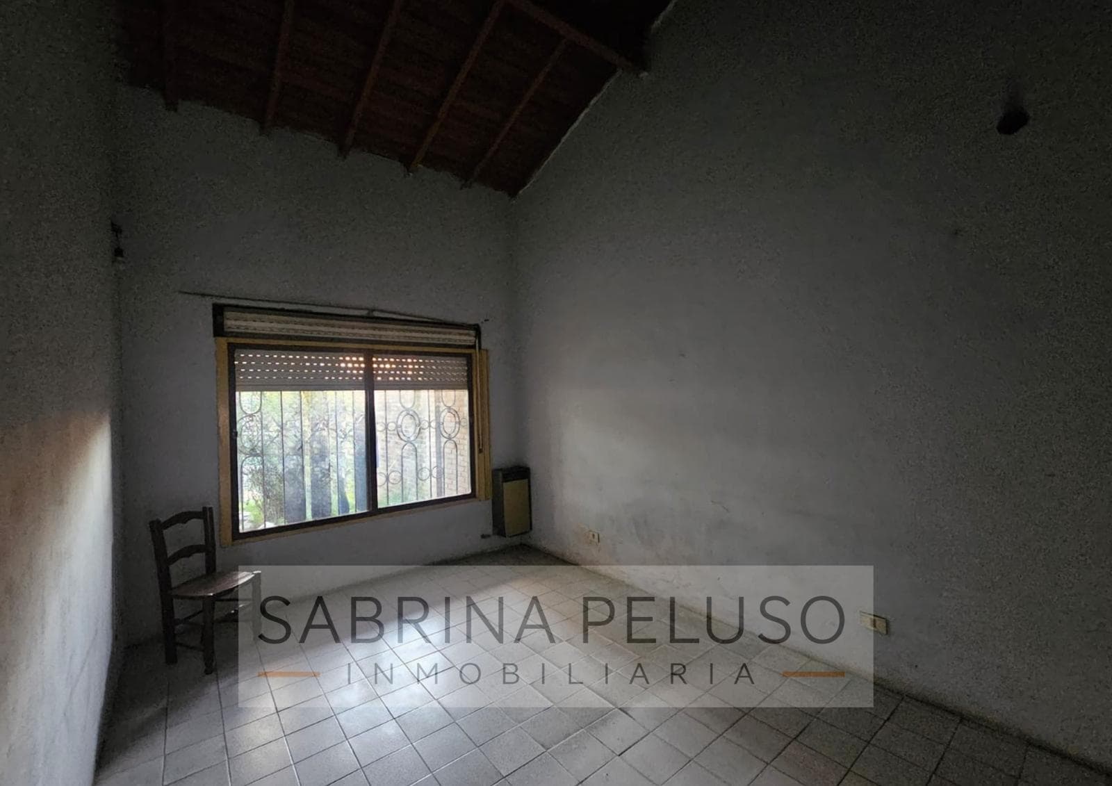 House for Sale in Moreno