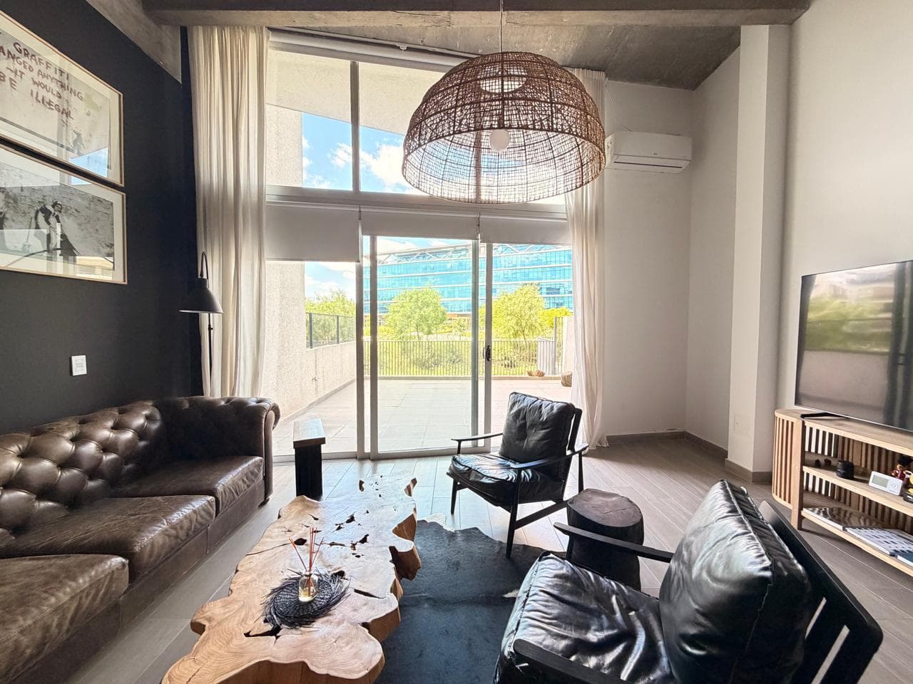 Two-room apartment with two bathrooms, a terrace, and a view of the pond