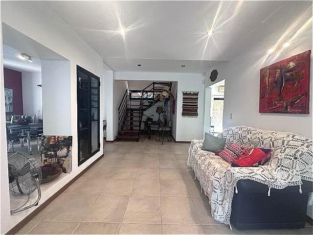 Casa en venta en Barrio Privado El Aromo 4 dormitorios jardín pileta parrilla