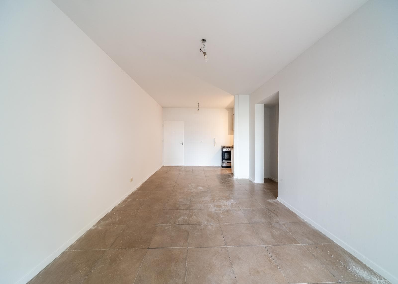2-ROOM APARTMENT FOR RENT WITH GARAGE IN FLORES
