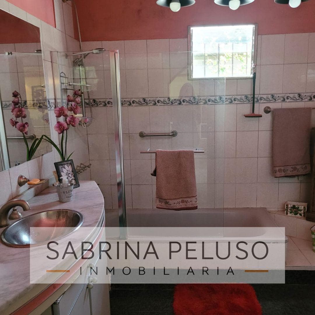 House for Sale in Merlo