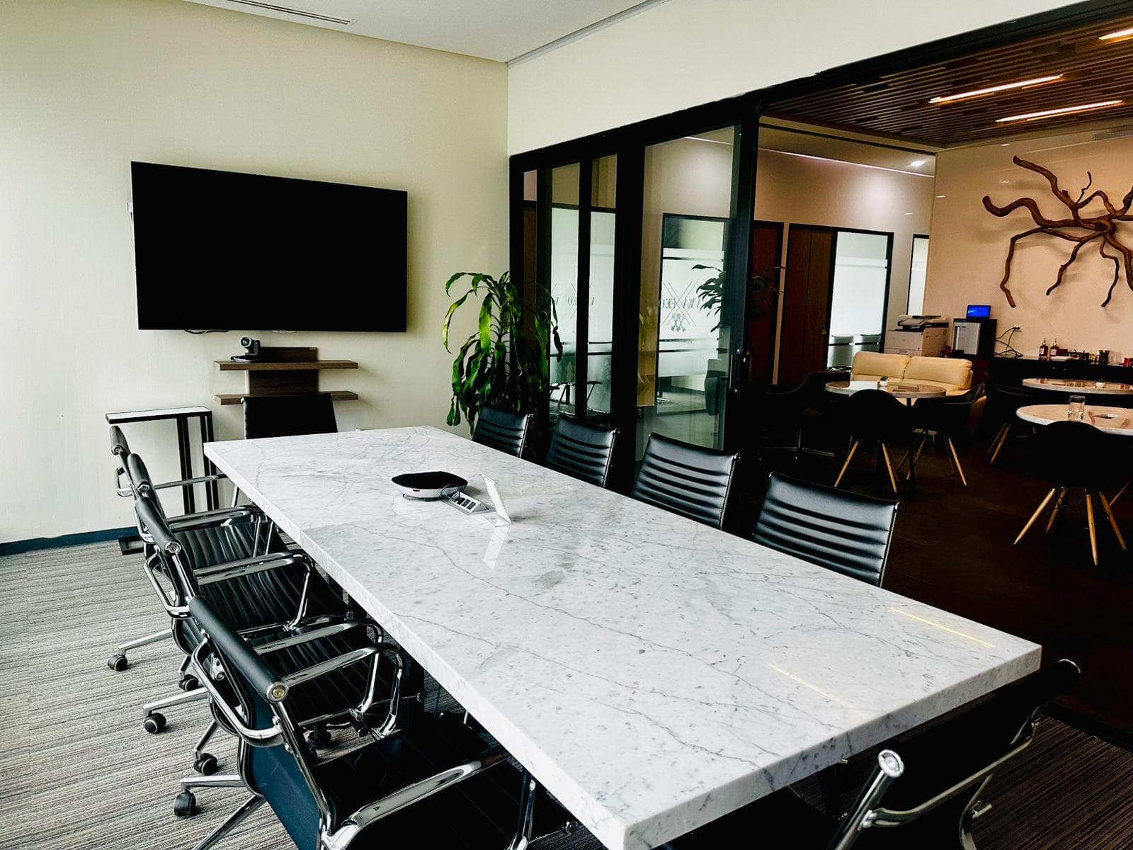 OFFICE FOR RENT IN VALLE