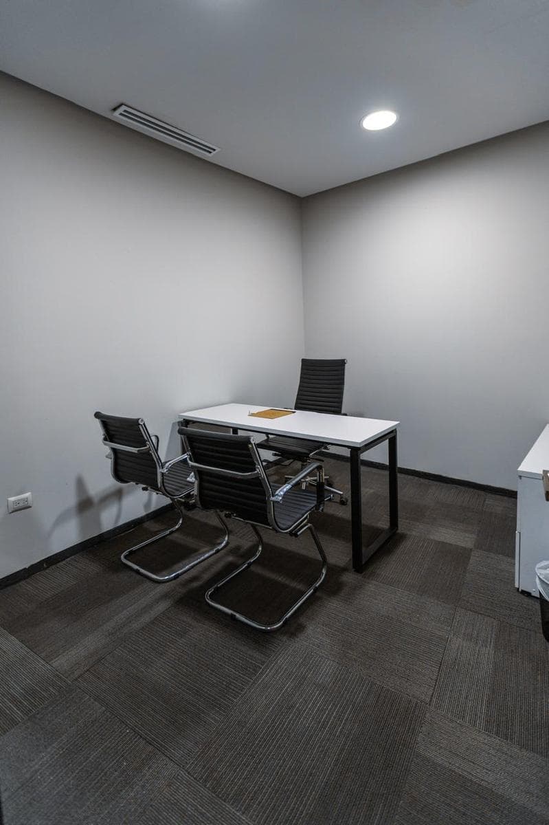 OFFICE FOR RENT IN VALLE