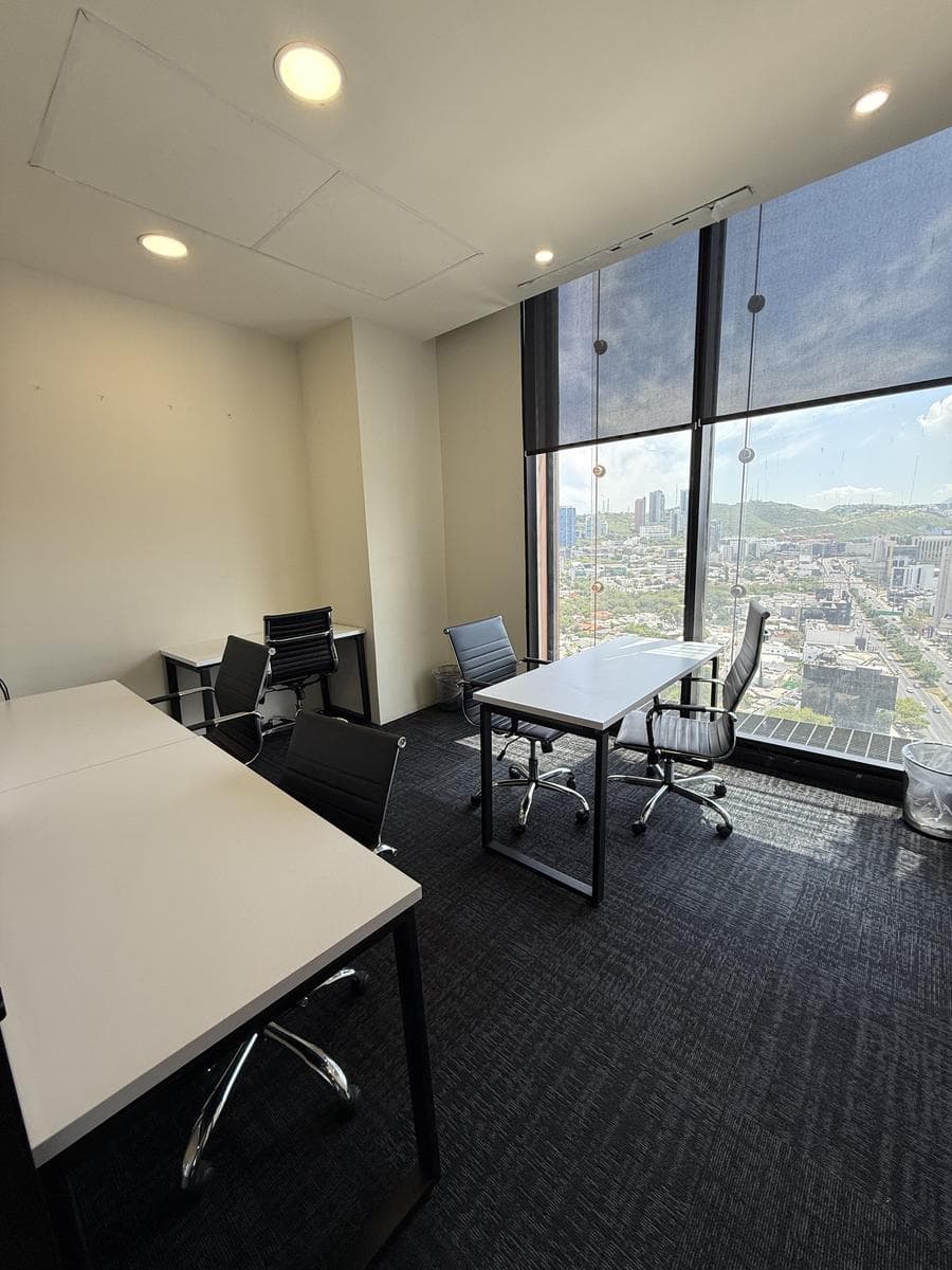 FULLY EQUIPPED AND FURNISHED OFFICE