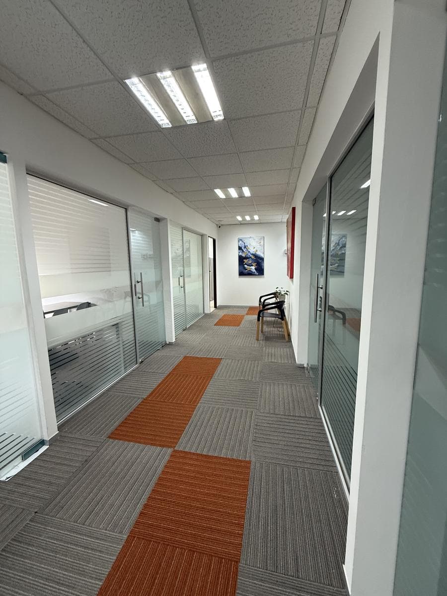 OFFICE FOR RENT IN VALLE