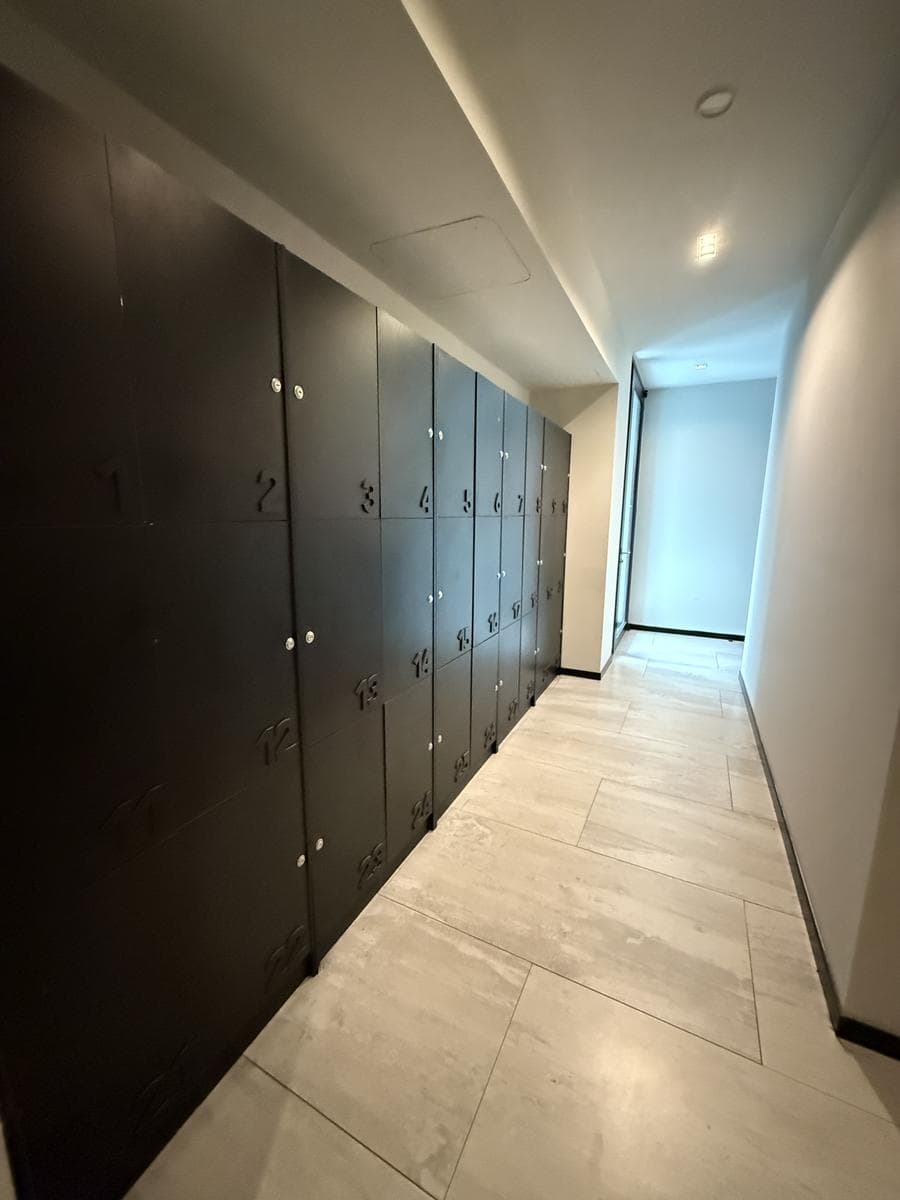 FULLY FURNISHED OFFICE FOR RENT