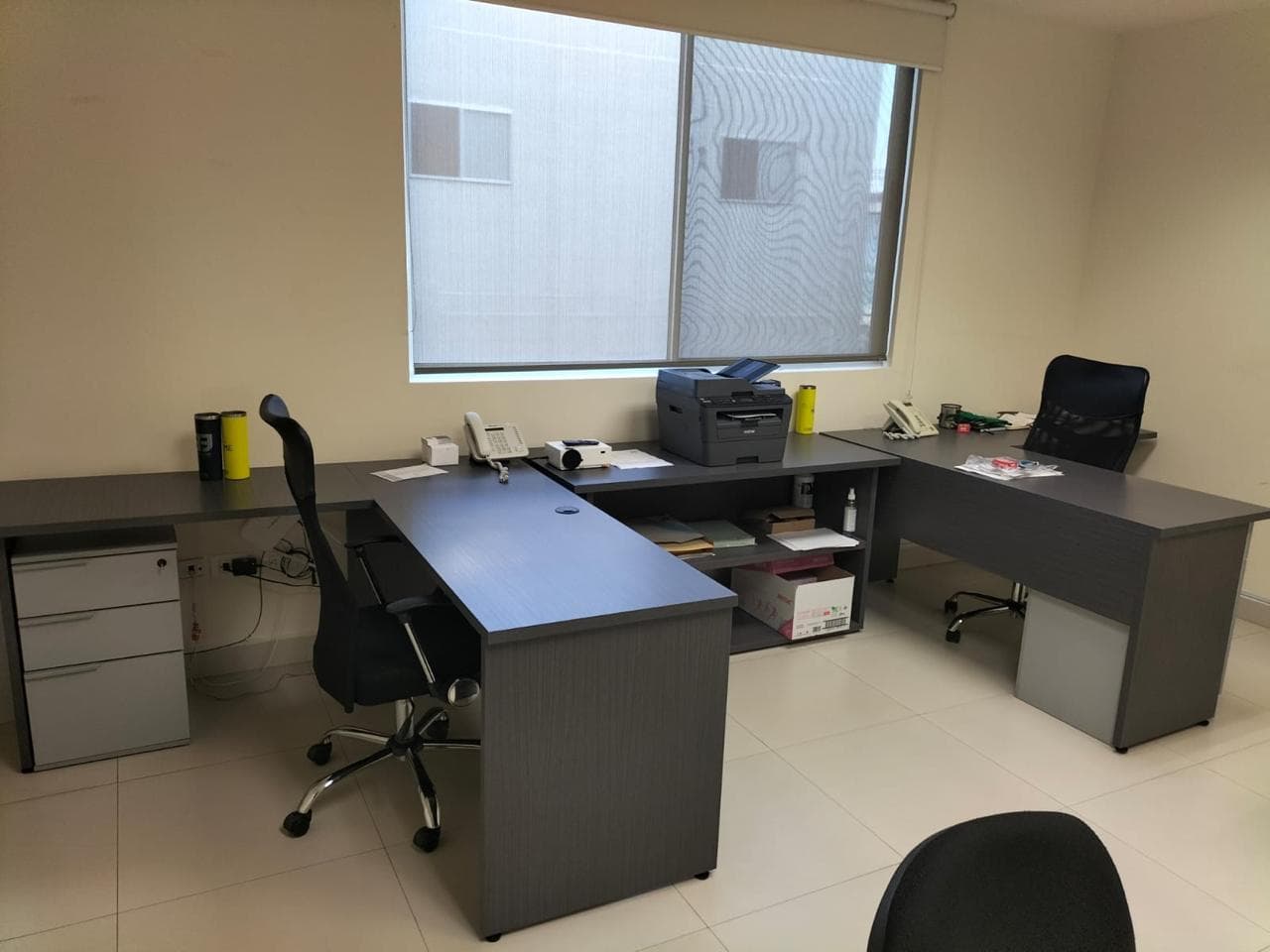 FULLY EQUIPPED AND FURNISHED OFFICE FOR RENT IN THE OBISPADO AREA