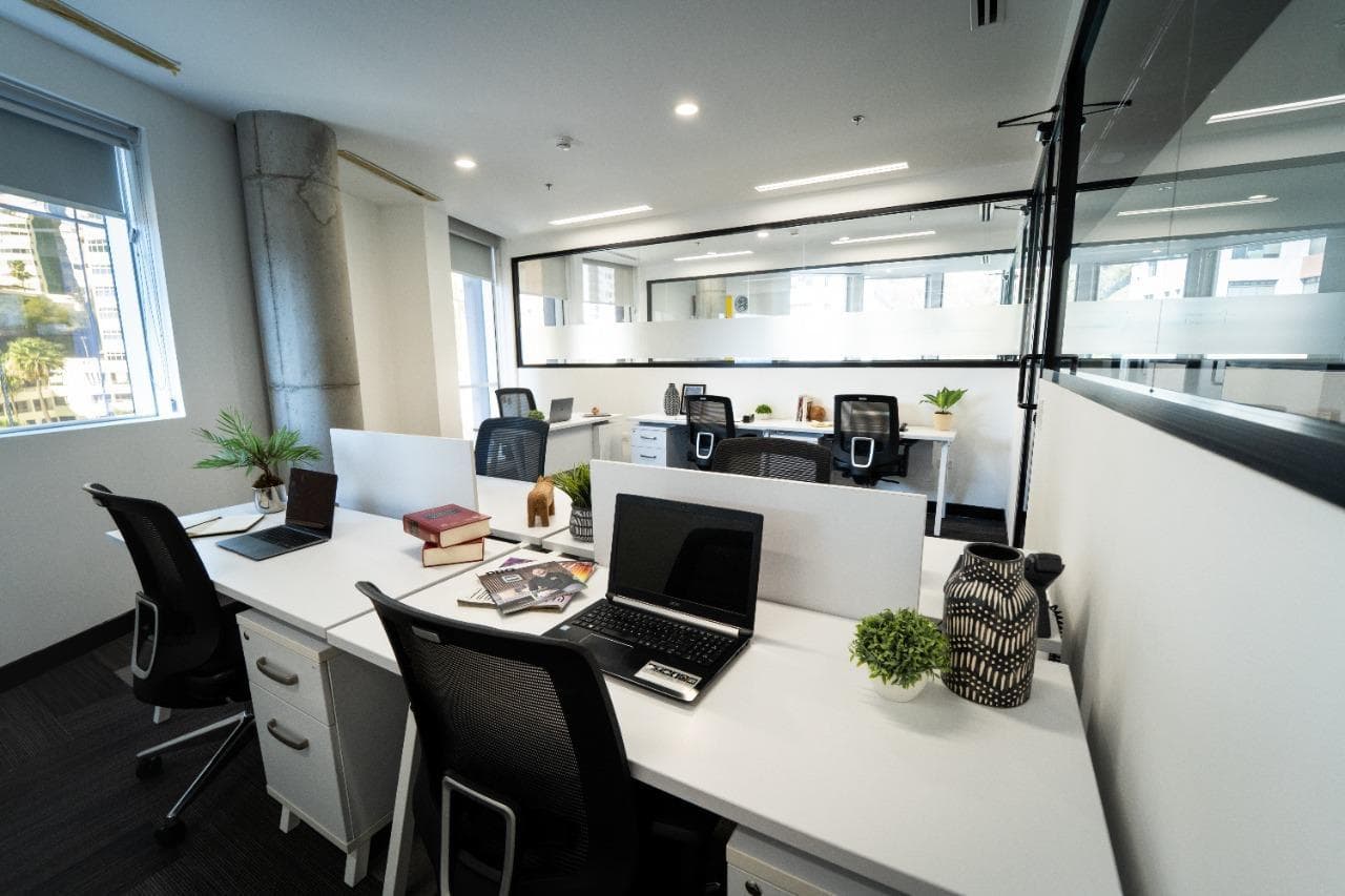 FULLY EQUIPPED OFFICE FOR RENT