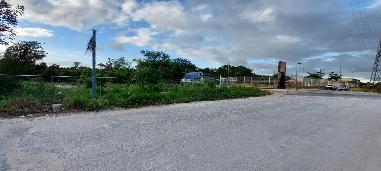 Land for sale in Playa del Carmen.
