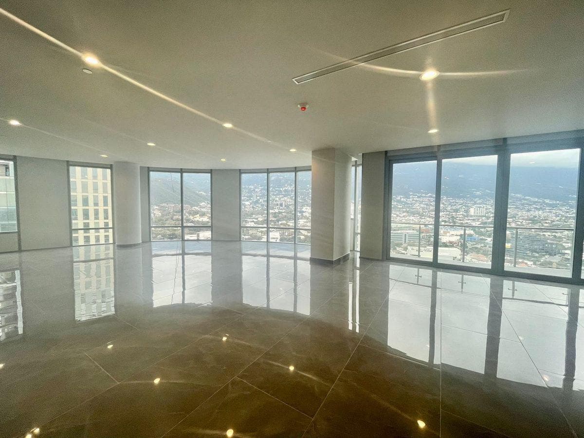 APARTMENT FOR SALE IN VALLE DEL CAMPESTRE SPGG