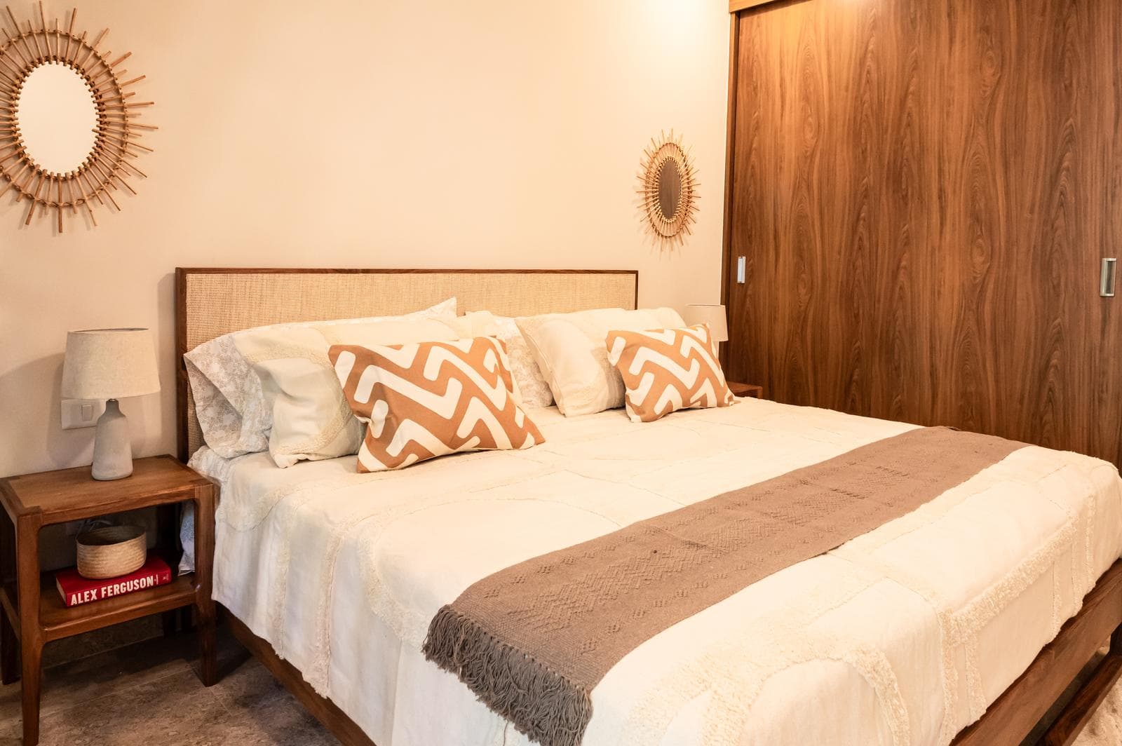 2-Bedroom Apartment in Downtown Playa del Carmen