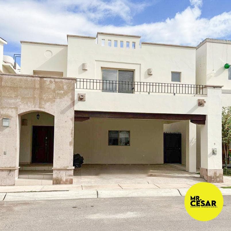 House for Sale in La Encantada
