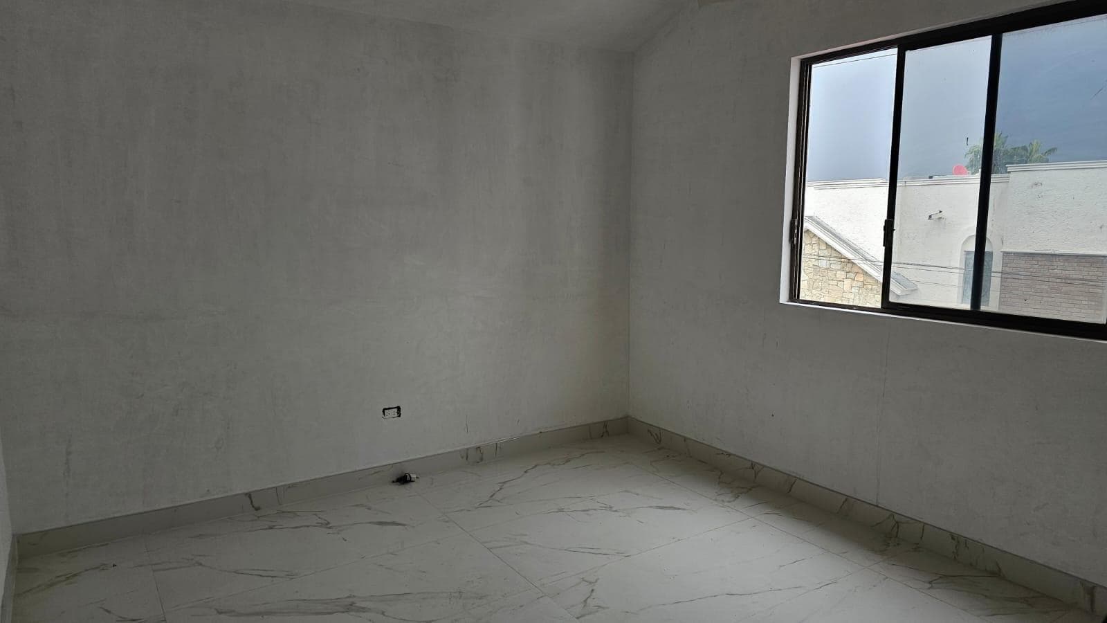 HOUSE FOR RENT IN PALO BLANCO