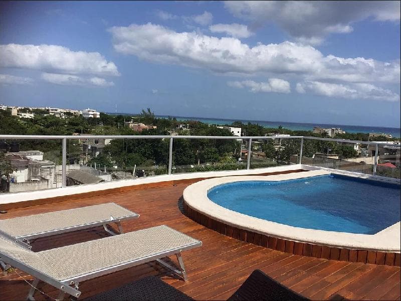 2-bedroom apartment for sale, just steps from 5th Avenue