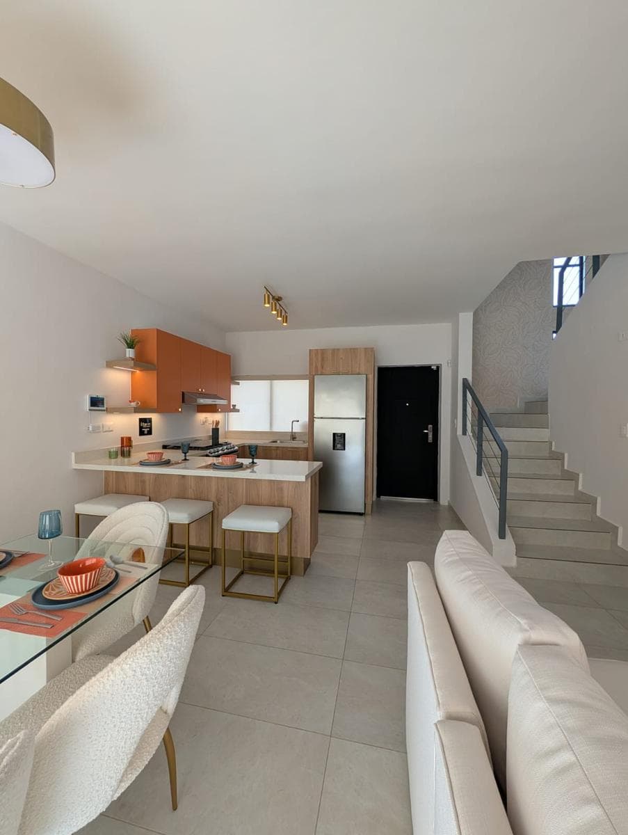 HOUSE FOR SALE IN PRIVADA COTO SUR, MEXICALI