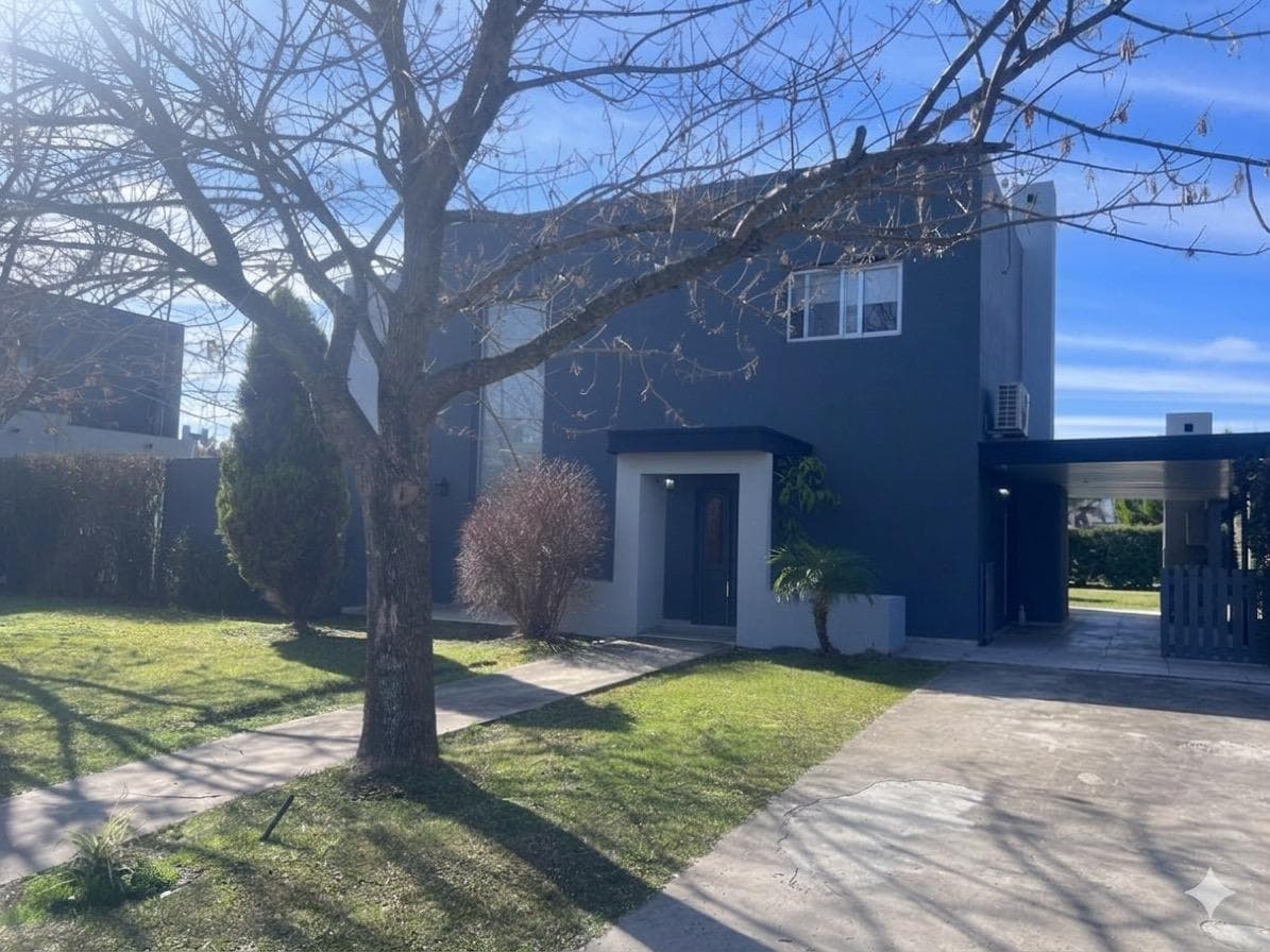 House for Annual Rent | San Isidro Labrador