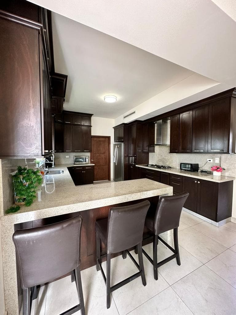 House for Sale in Obispos I