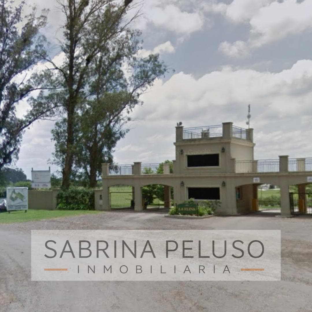 FOR SALE: 4-room house in Club de Campo La Elina, Luján Region