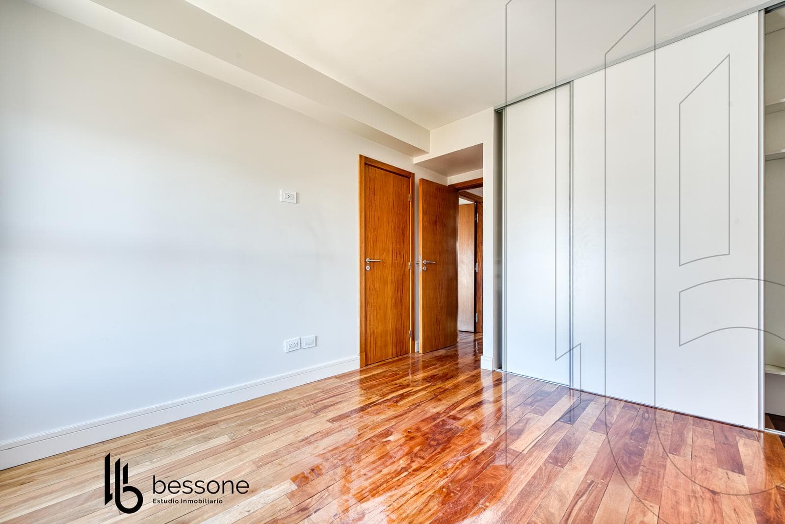 Departamento en VARESE