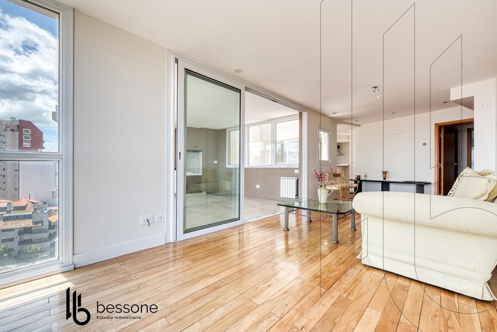 Departamento en VARESE