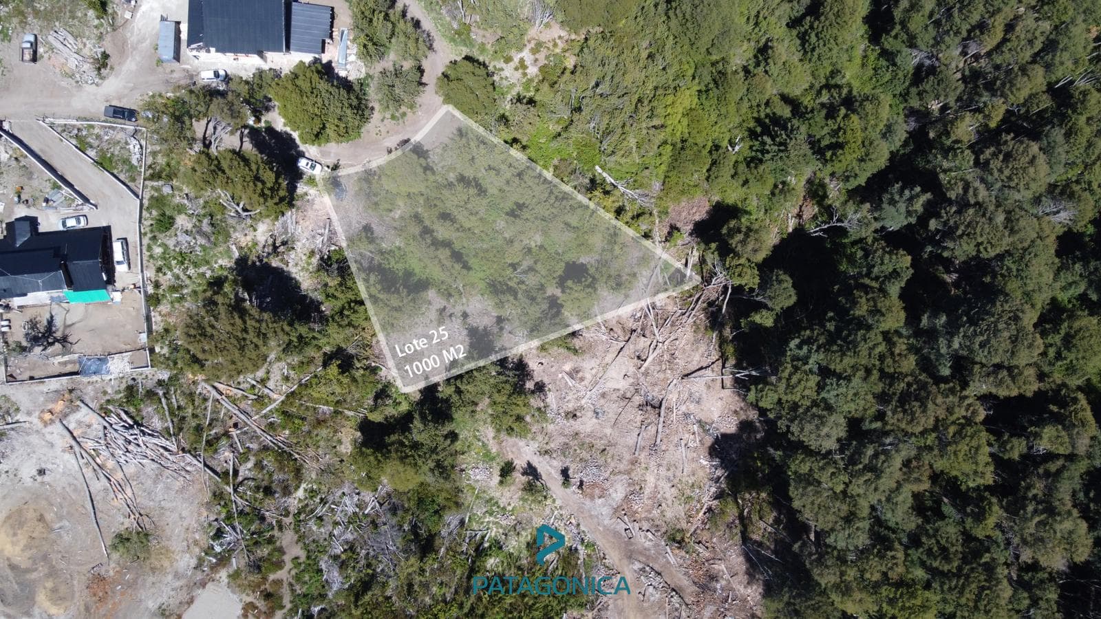 FOR SALE—1,000-square-meter lot on the Cumelen hillside with utilities at the property line, UF25 zoning.