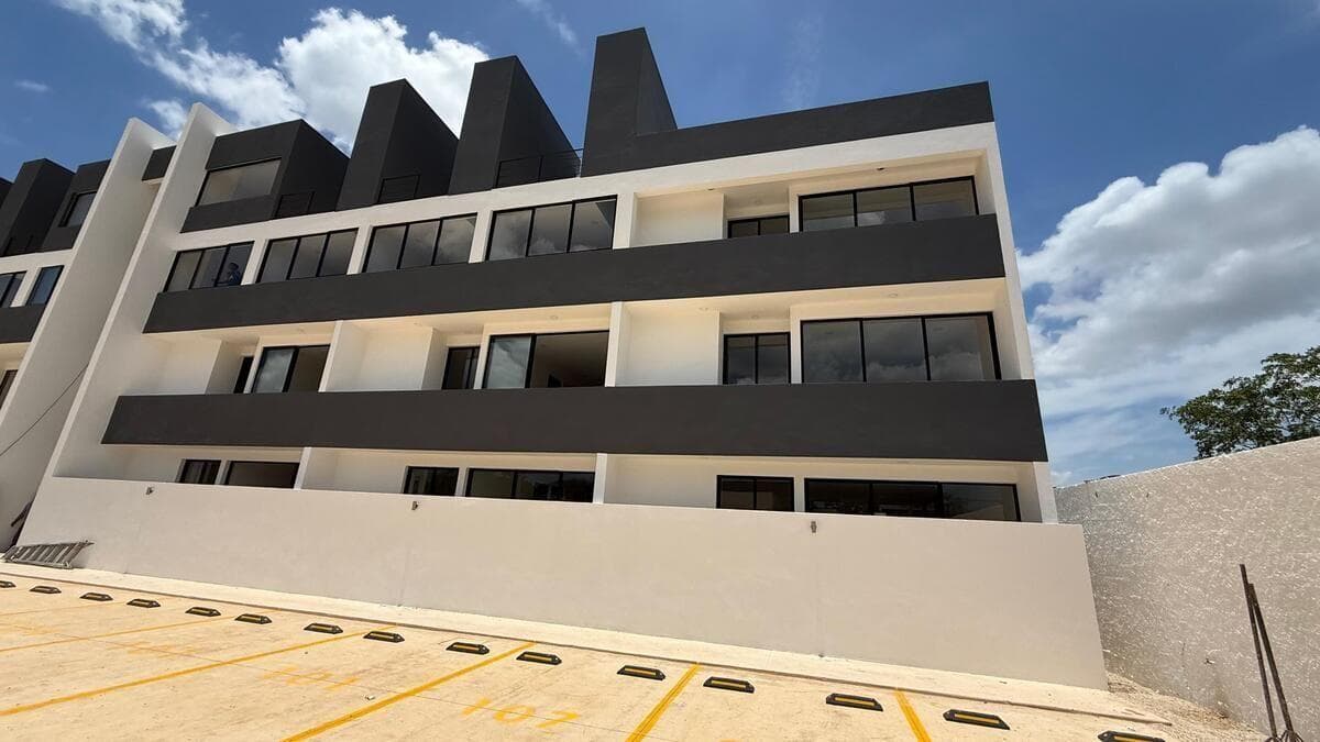 Apartments with amenities in Temozón Norte, Mérida—an area with high appreciation potential.